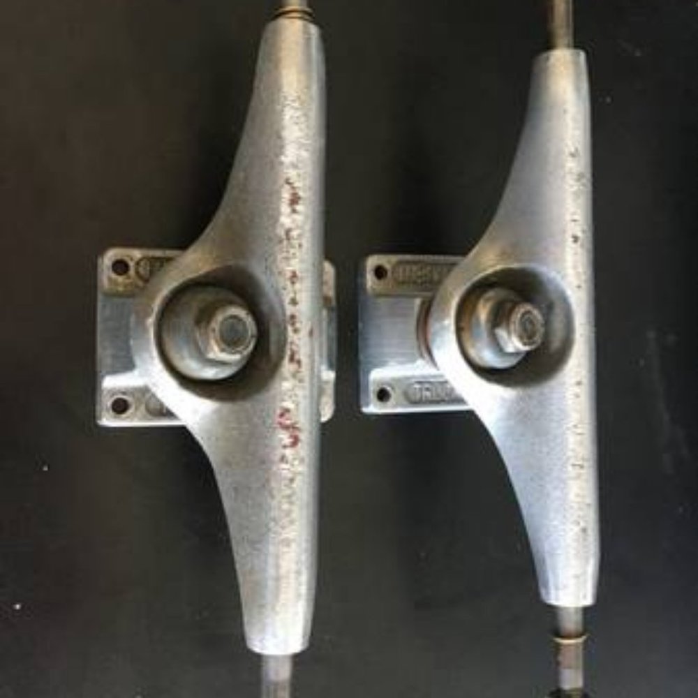 9" Independent Skateboard Trucks